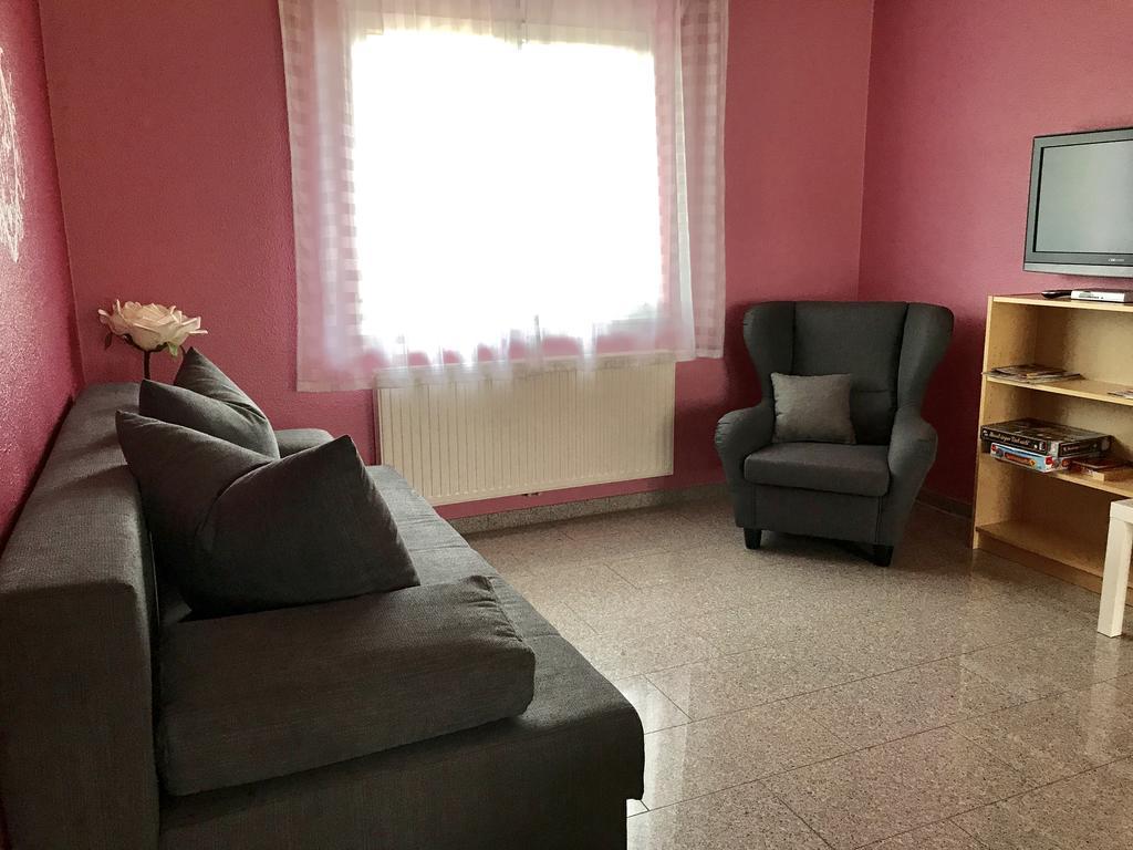 بيت الضيافة دوست روست المظهر الخارجي الصورة